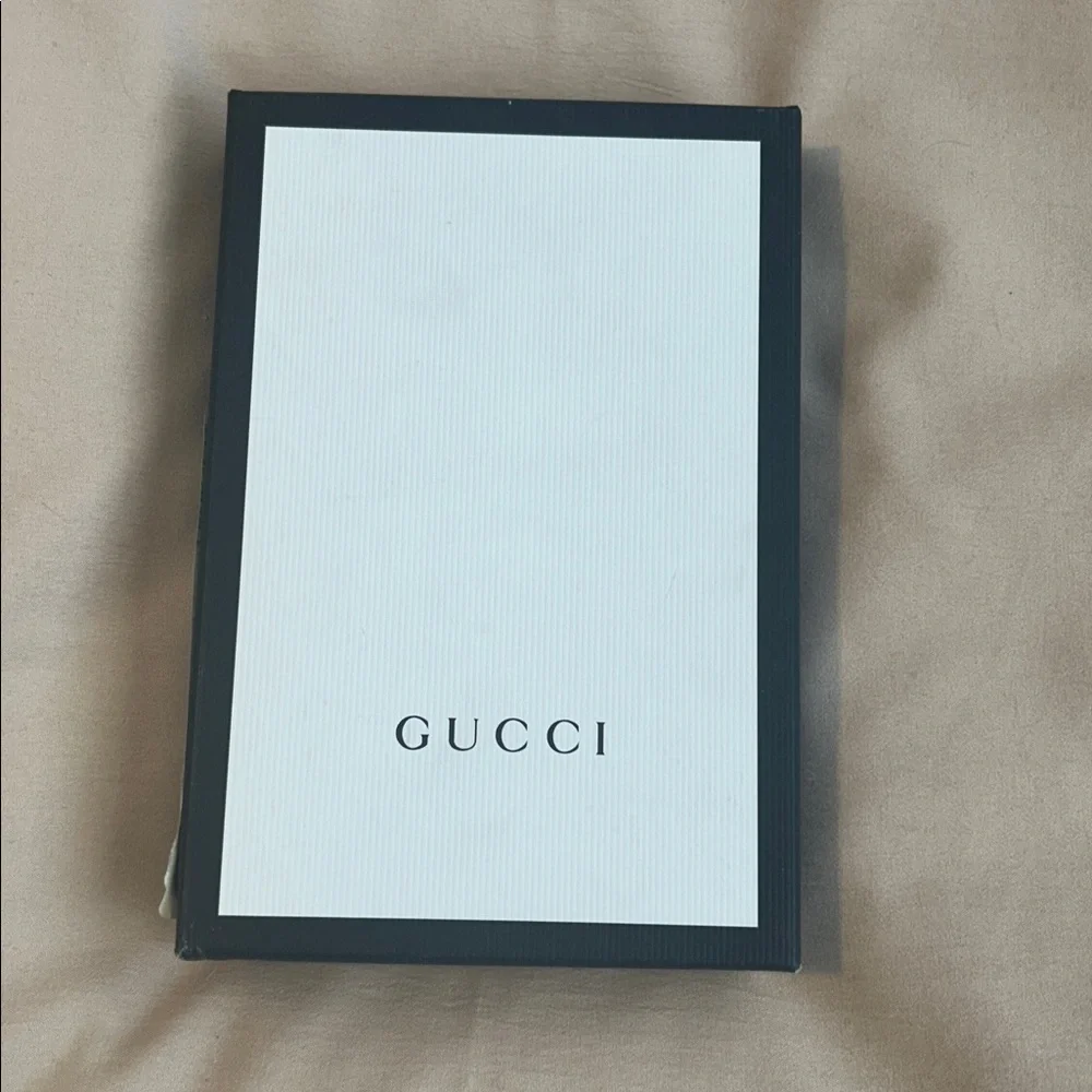 ✨ NIB Gucci GG Supreme UFO & Saturn Patch iPhone 7/8 Case - Limited Edition